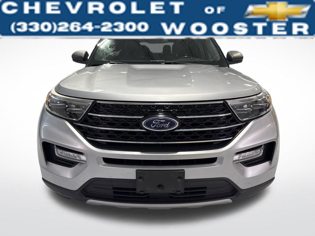 Used 2020 Ford Explorer XLT w/ Equipment Group 202A image 9