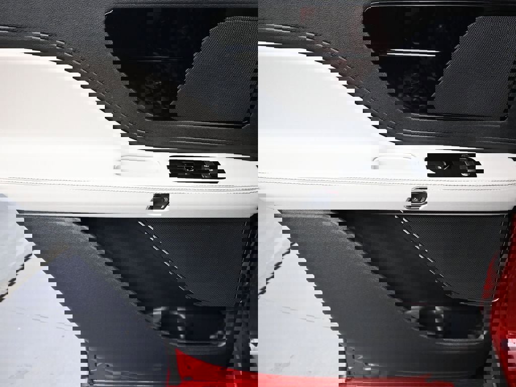 New 2026 Lincoln Aviator AWD w/ Jet Appearance Package image 23