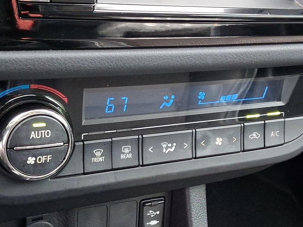 Used 2015 Toyota Corolla S FWD image 16