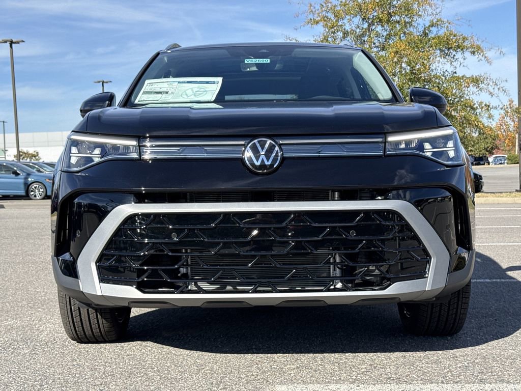 New 2026 Volkswagen Taos SEL image 8