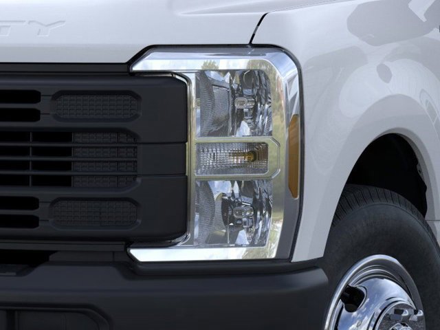 New 2026 Ford F350 XL image 18
