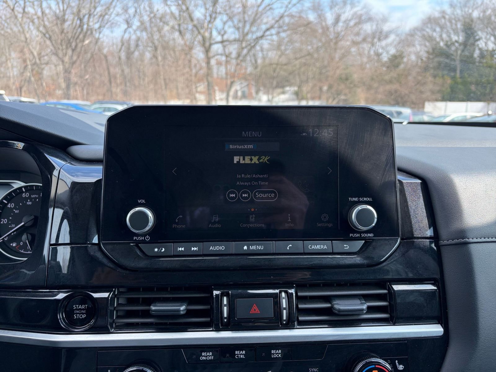 Used 2025 Nissan Pathfinder SV image 20