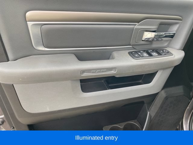 Used 2018 RAM 1500 Outdoorsman AWD/4WD image 16