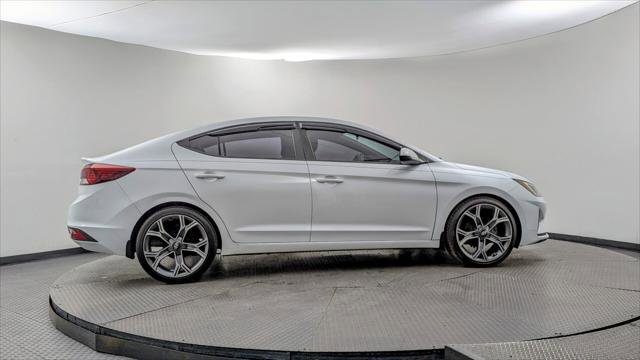 Used 2019 Hyundai Elantra SE FWD image 9