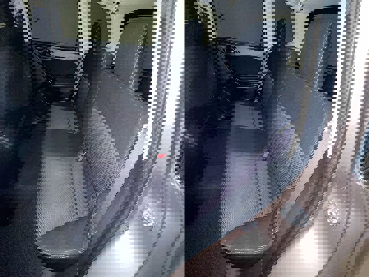 Used 2015 Subaru Forester 2.5i w/ Alloy Wheel Package image 21