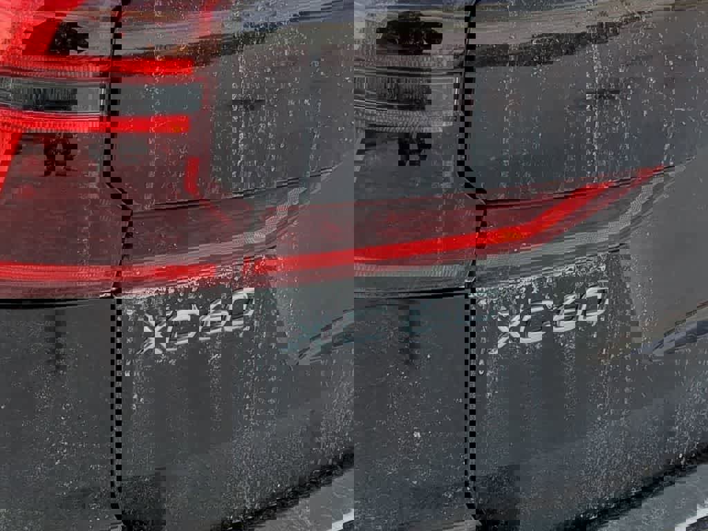 New 2026 Volvo XC60 B5 Ultra w/ Protection Package Premier image 12