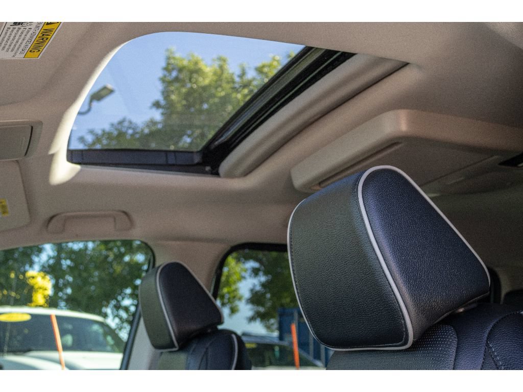 Used 2026 Honda Odyssey Elite image 18