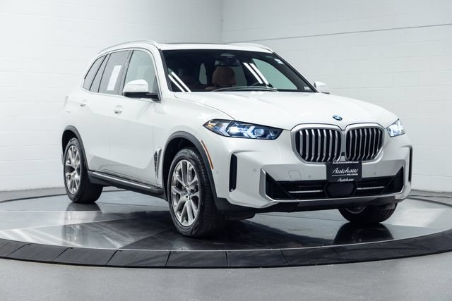 Used 2025 BMW X5 xDrive40i AWD/4WD image 4