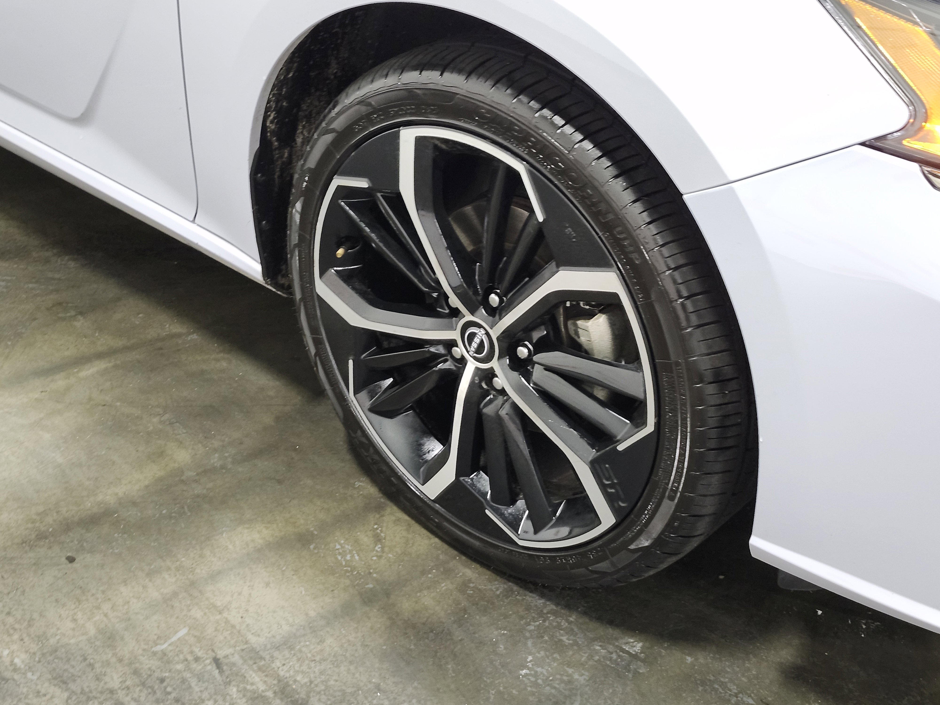 Used 2024 Nissan Altima 2.5 SR image 32