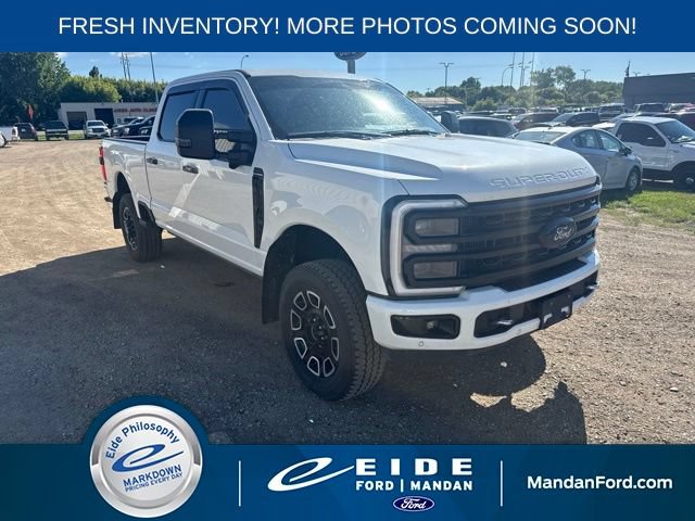 Used 2023 Ford F350 Platinum AWD/4WD image 1