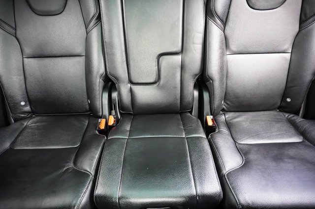 Used 2016 Volvo XC90 T6 Momentum w/ Protection Package Plus image 19