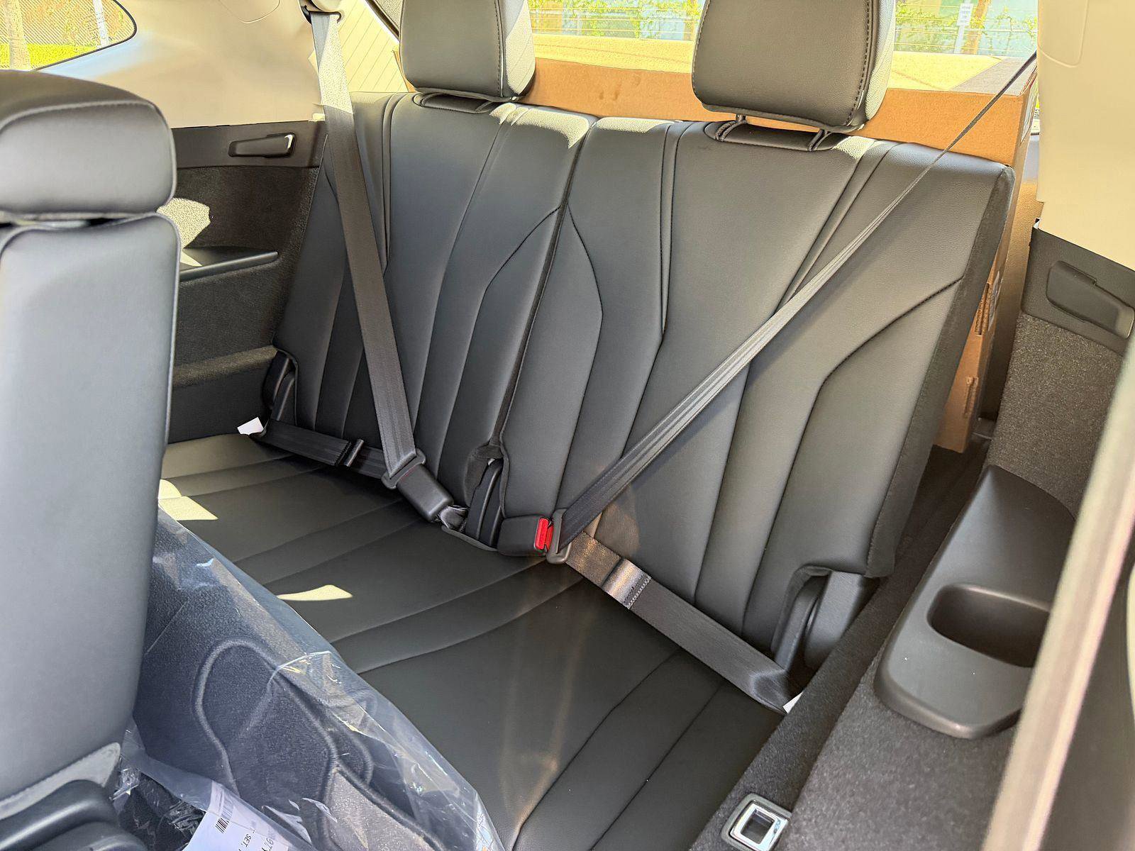 New 2026 Acura MDX SH-AWD image 7