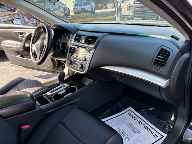 Used 2017 Nissan Altima 2.5 SV image 19