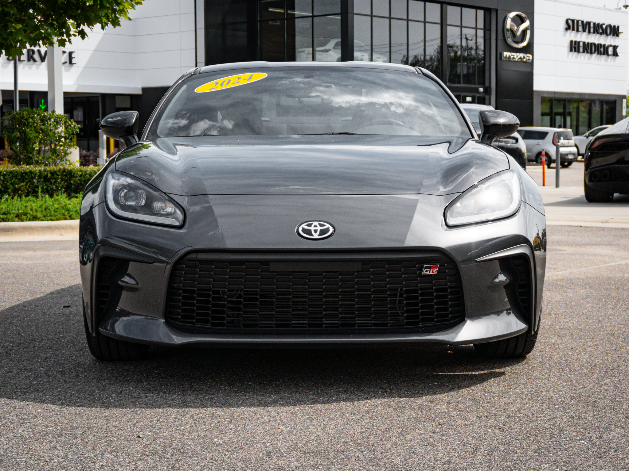 Used 2024 Toyota GR86 RWD image 5