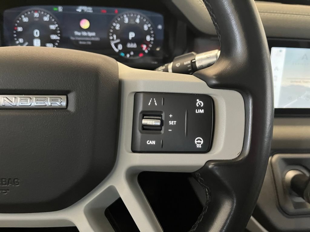 Certified 2022 Land Rover Defender 110 SE AWD/4WD image 48