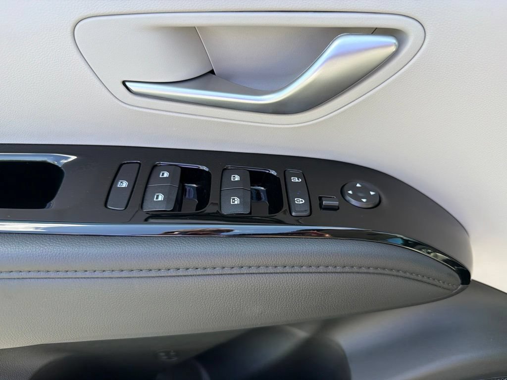 Certified 2024 Hyundai Tucson Limited AWD/4WD image 12