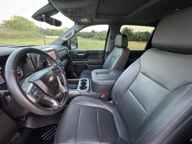 Used 2020 Chevrolet Silverado 2500 LTZ w/ LTZ Premium Package AWD/4WD image 29