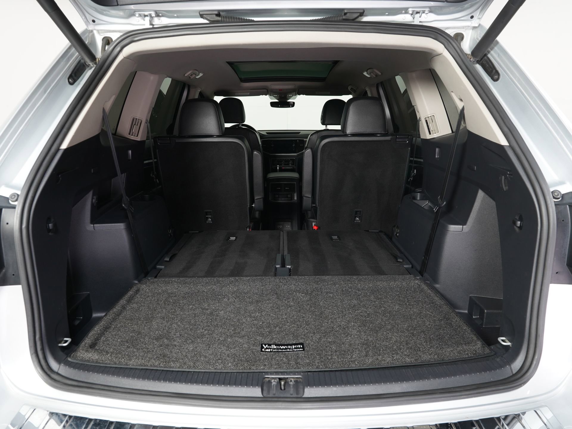 Used 2019 Volkswagen Atlas SEL FWD image 11