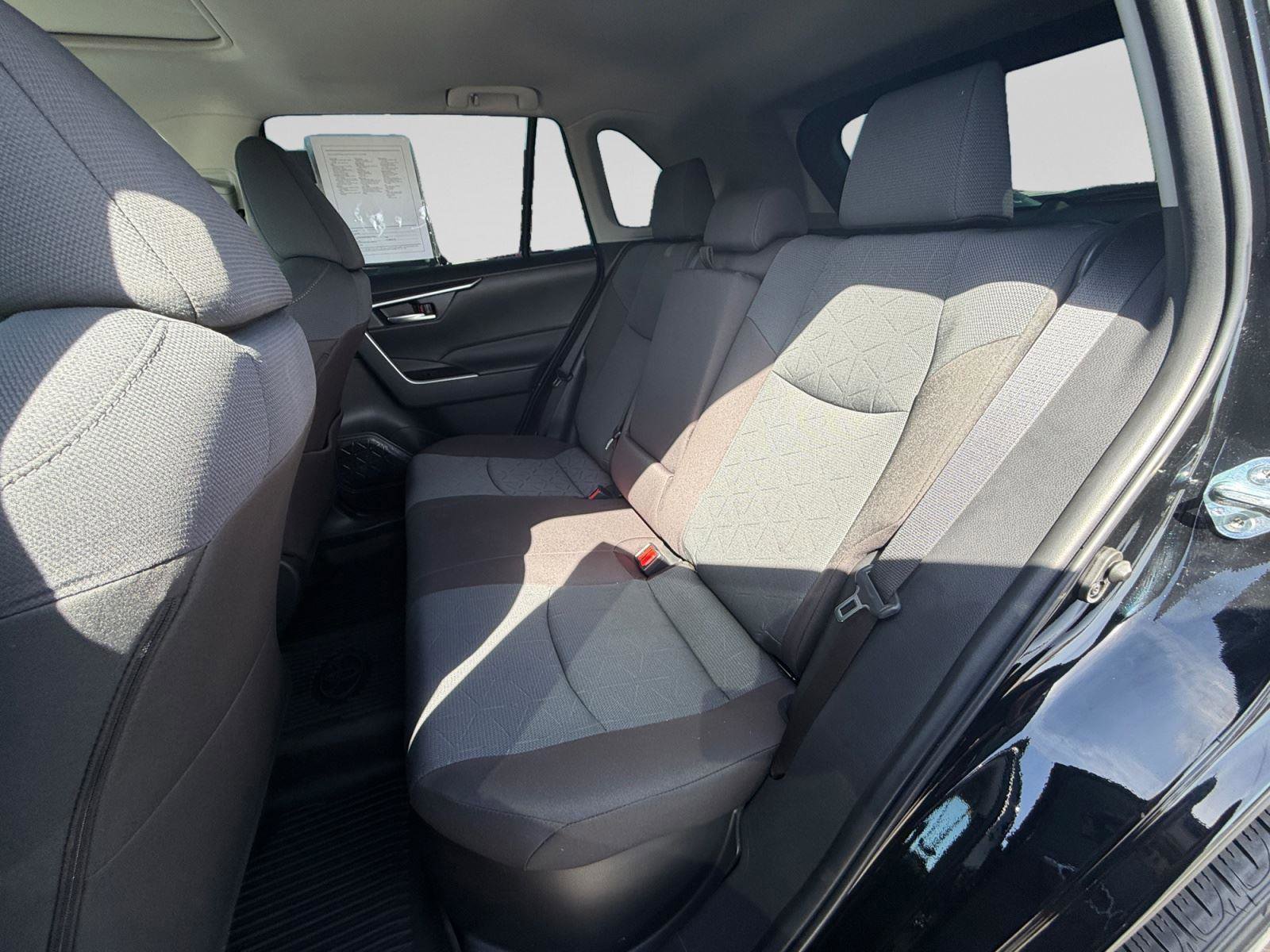 Used 2025 Toyota RAV4 XLE w/ Convenience Package AWD/4WD image 26