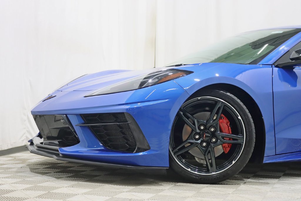 Used 2020 Chevrolet Corvette Stingray Preferred Cpe w/ 2LT Preferred Equipment Group RWD image 2