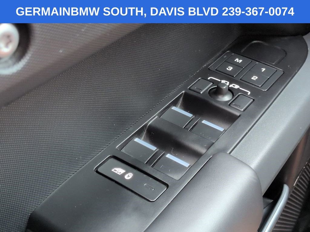 Used 2024 Land Rover Defender 110 X-Dynamic SE AWD/4WD image 24