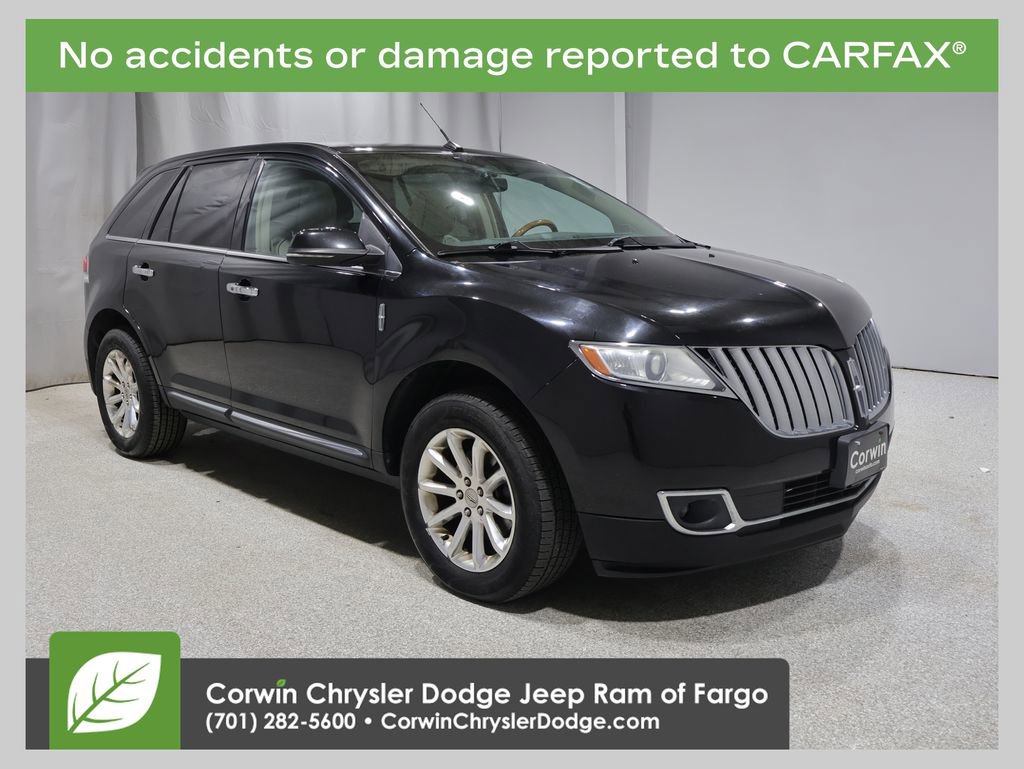 Used 2013 Lincoln MKX FWD image 1