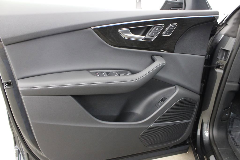 New 2026 Audi Q8 Premium Plus image 16