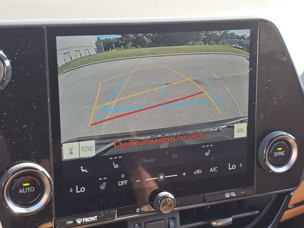 New 2026 Lexus NX 350 AWD image 22