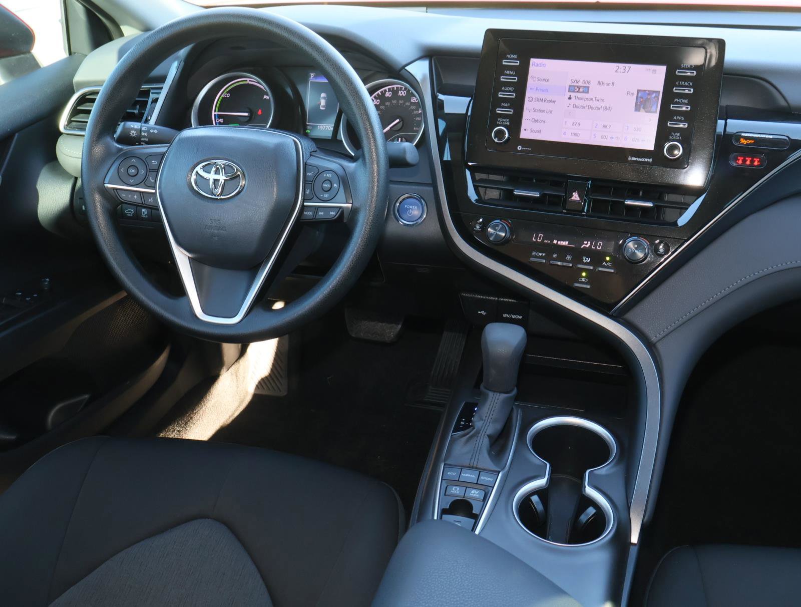 Used 2023 Toyota Camry LE image 10