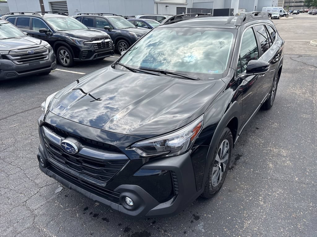 Certified 2024 Subaru Outback Premium AWD/4WD image 6