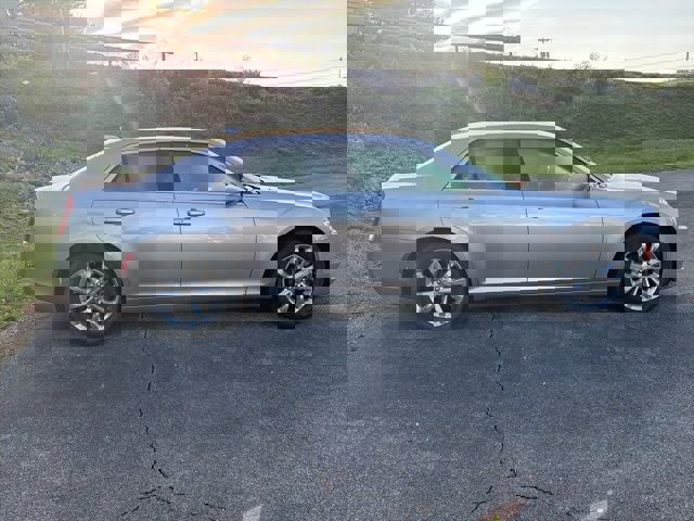 Used 2018 Chrysler 300 Touring L AWD/4WD image 15