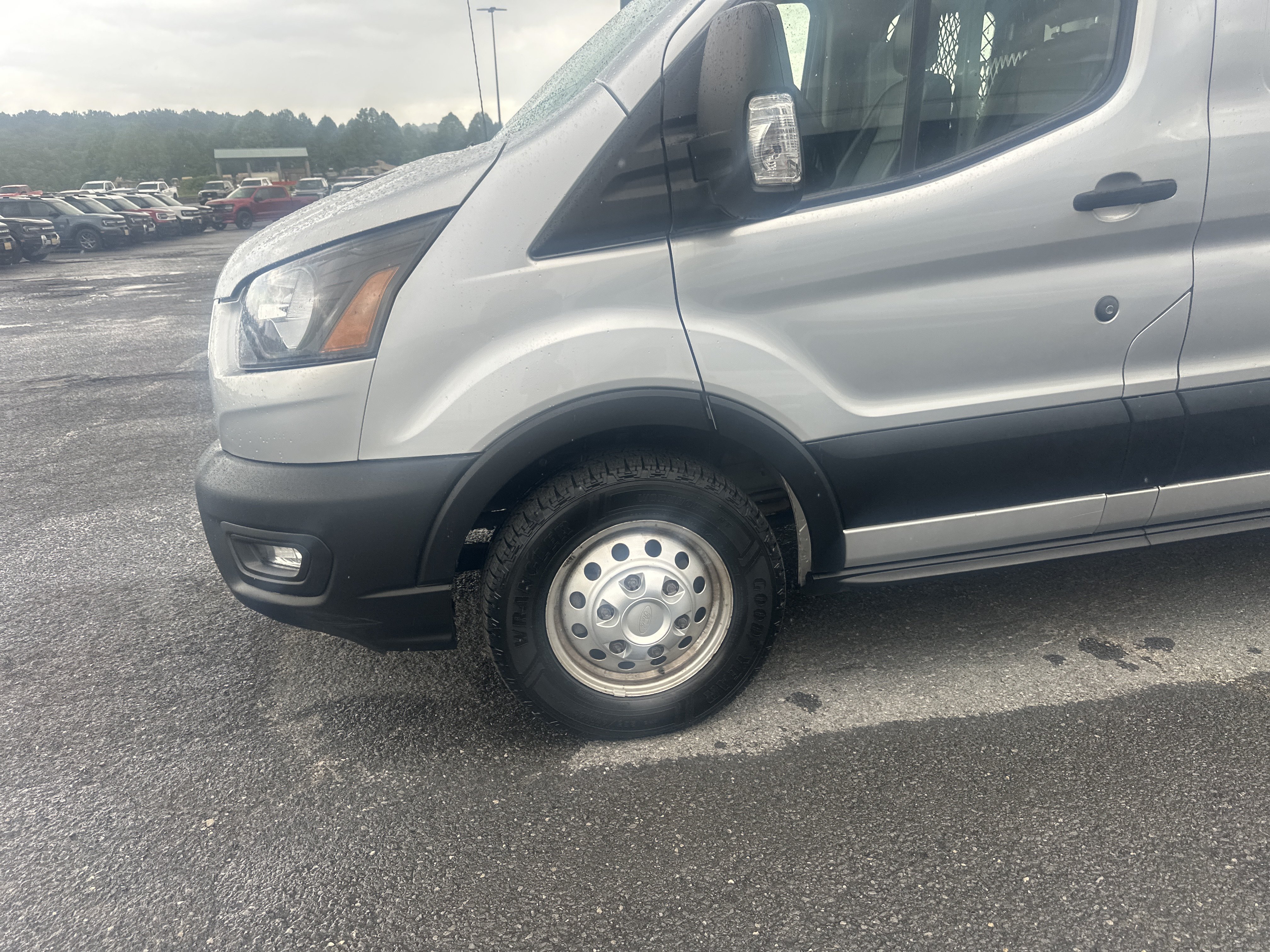 Used 2020 Ford Transit 350 Low Roof AWD image 2