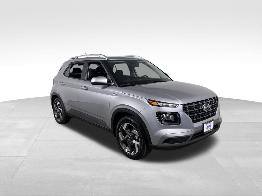 New 2026 Hyundai Venue SEL FWD image 7