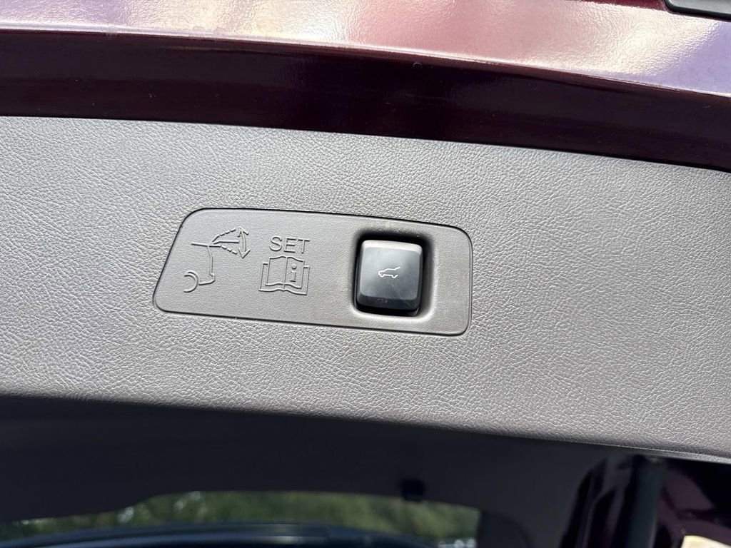 Certified 2020 Lincoln Corsair AWD w/ Premium Package image 12