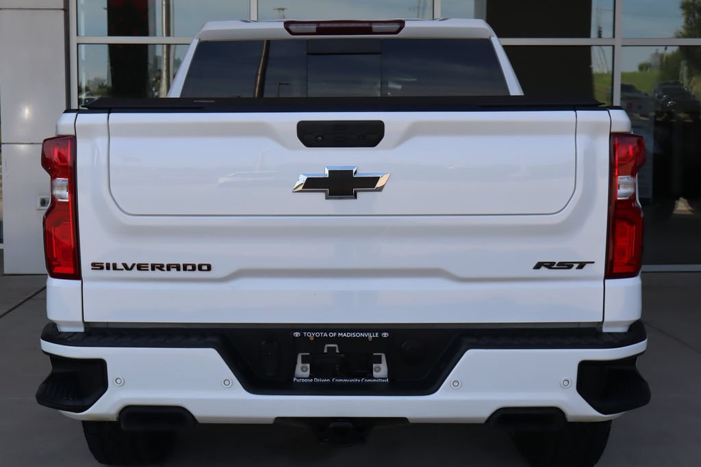 Used 2022 Chevrolet Silverado 1500 RST w/ Redline Edition AWD/4WD image 7