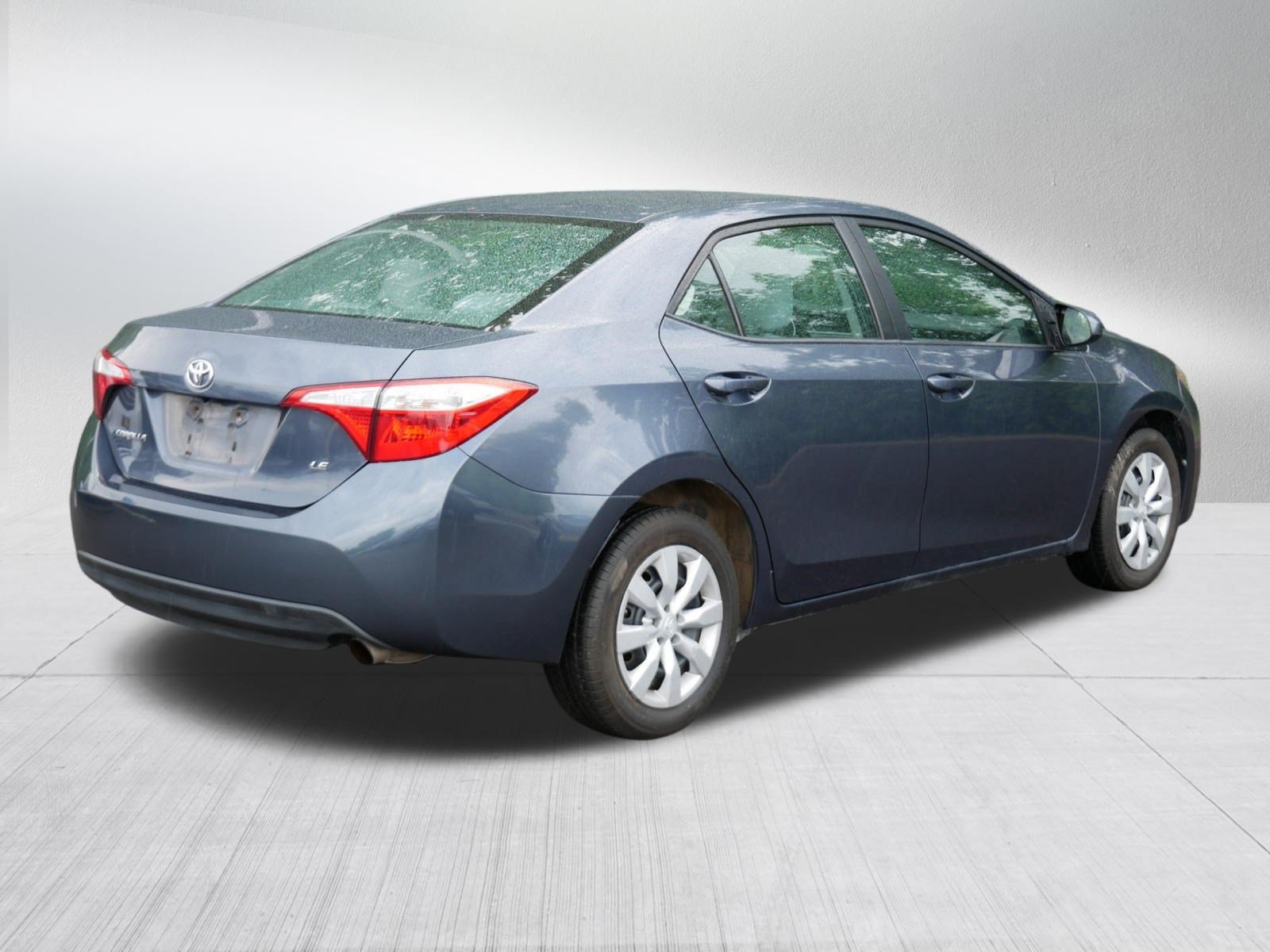 Used 2015 Toyota Corolla LE FWD image 7