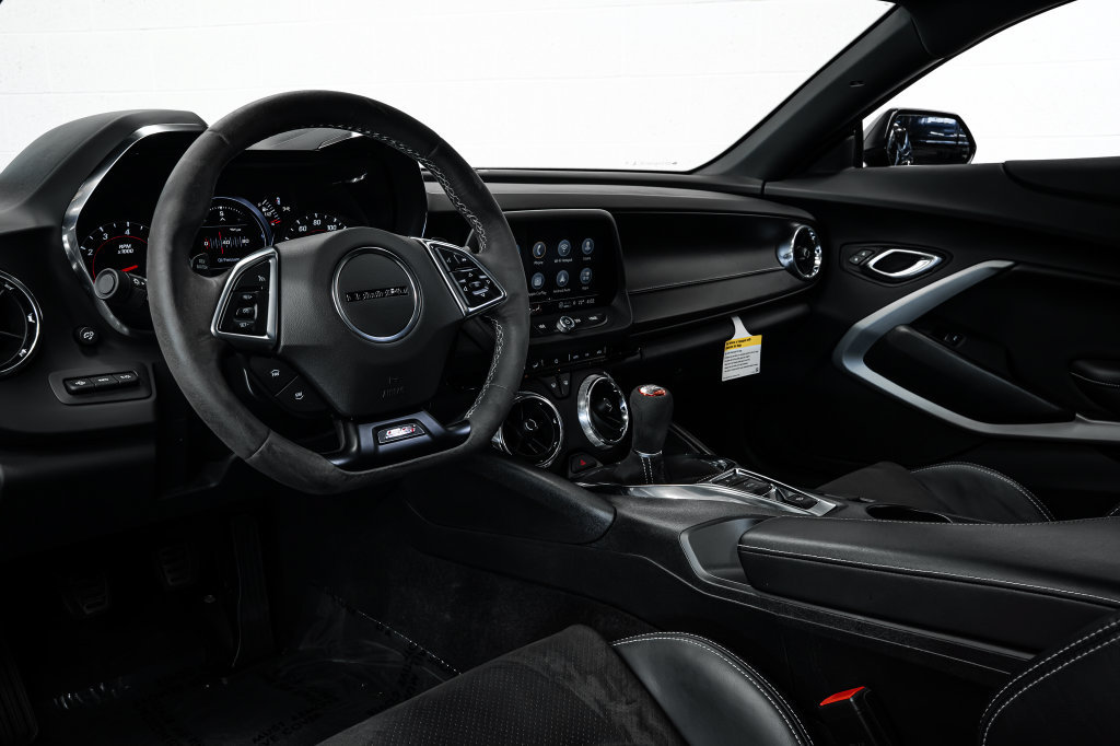 Used 2021 Chevrolet Camaro SS RWD image 20