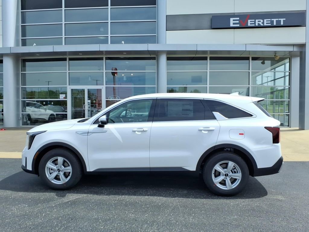 New 2026 Kia Sorento LX FWD image 4
