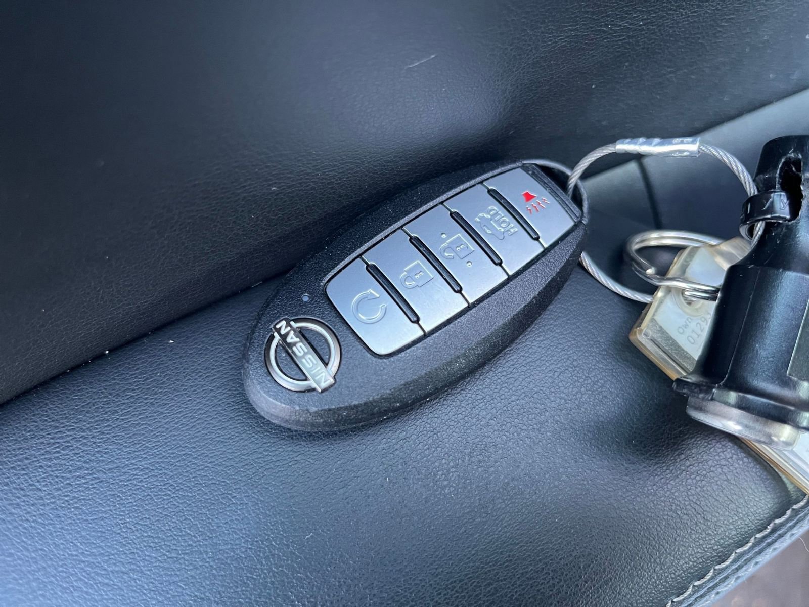 Used 2025 Nissan Altima 2.5 SV FWD image 25