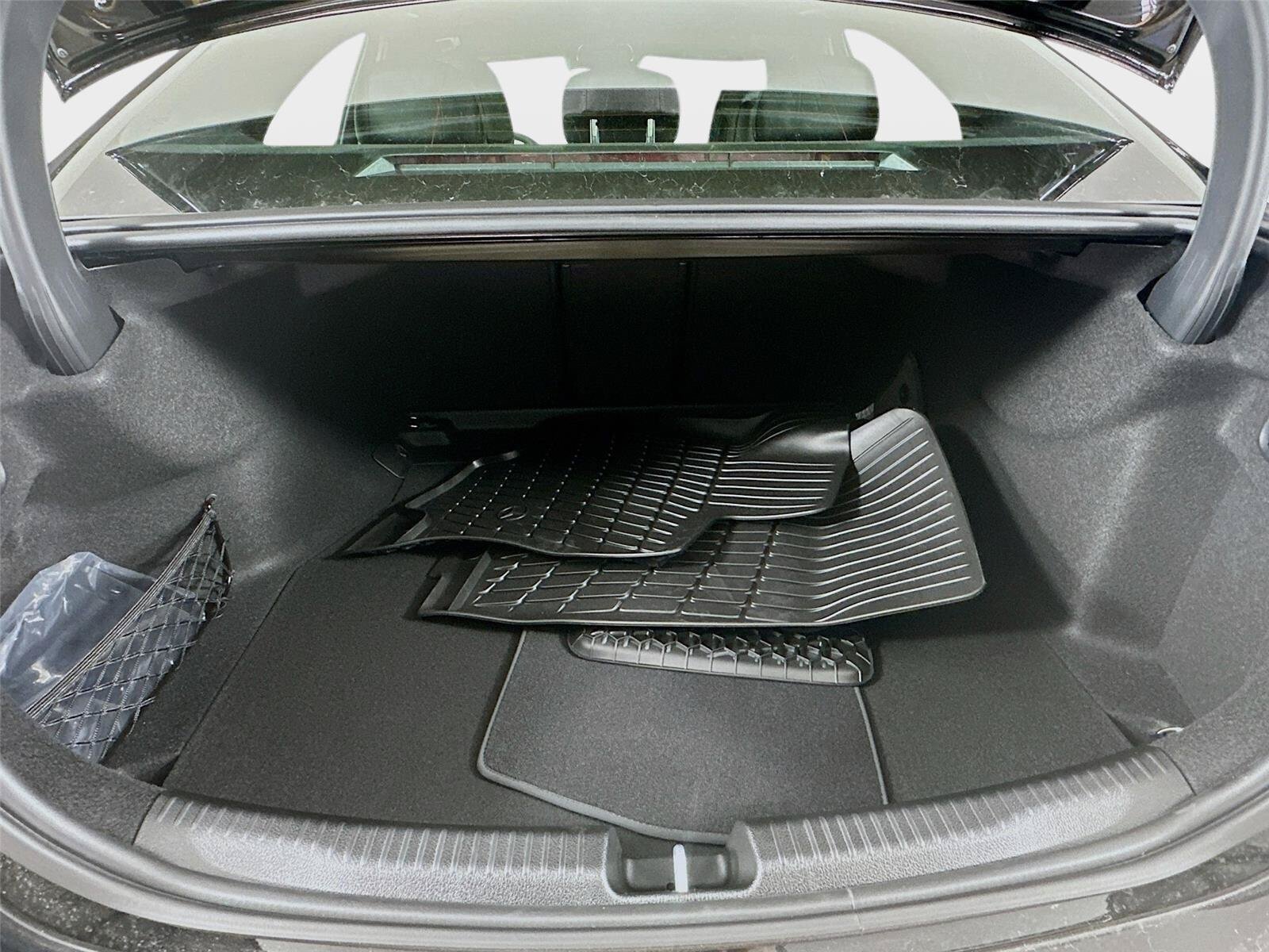 Used 2026 Mercedes-Benz C 300 4MATIC Sedan image 34