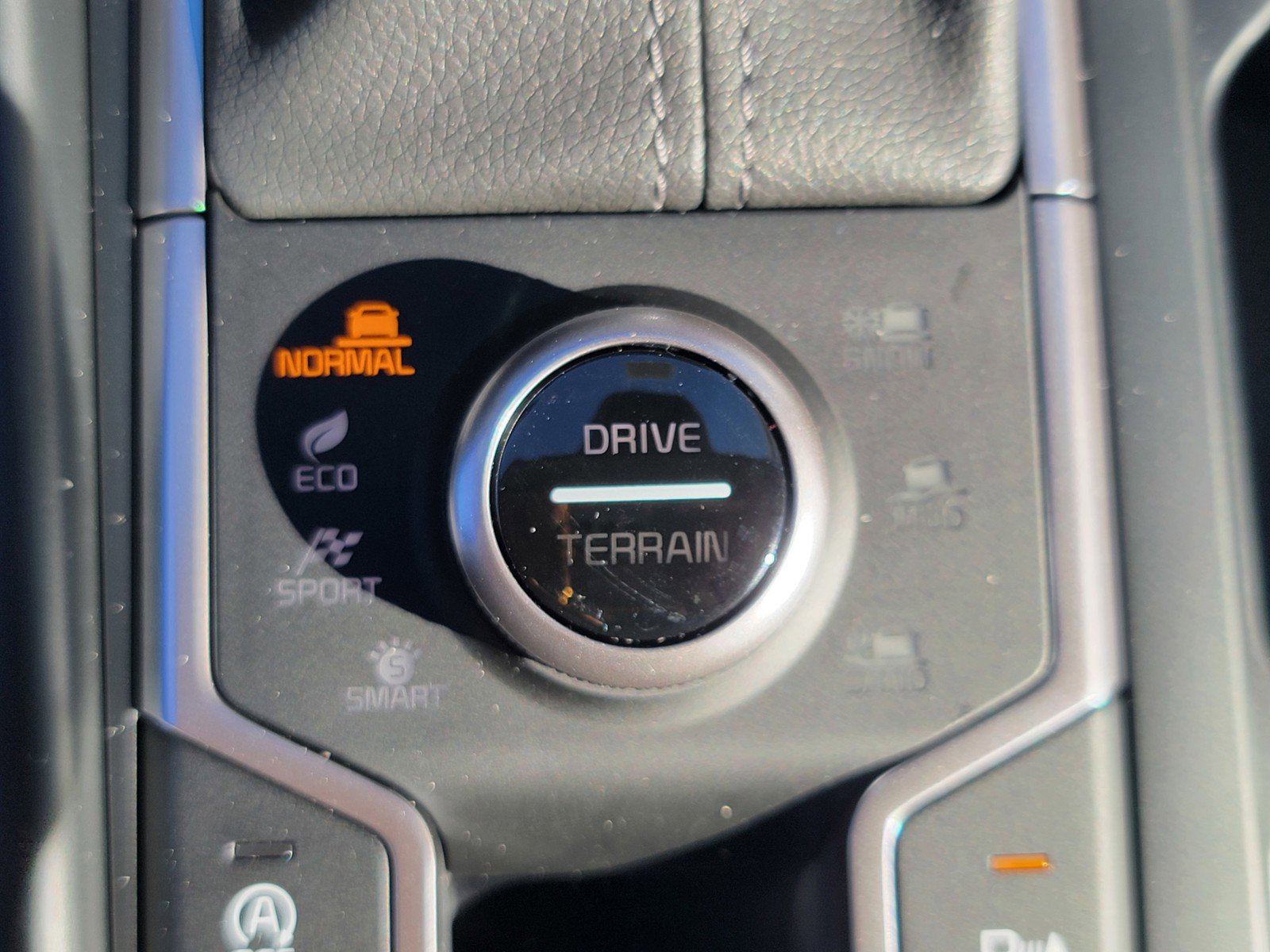 New 2026 Kia Sorento X-Line EX image 37