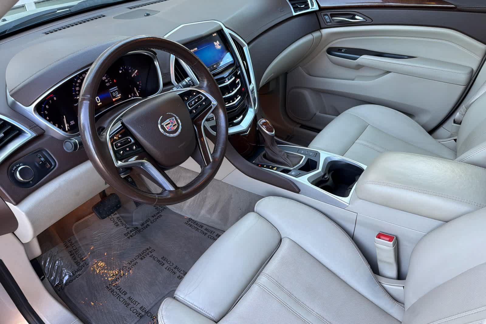 Used 2016 Cadillac SRX Luxury AWD/4WD image 13