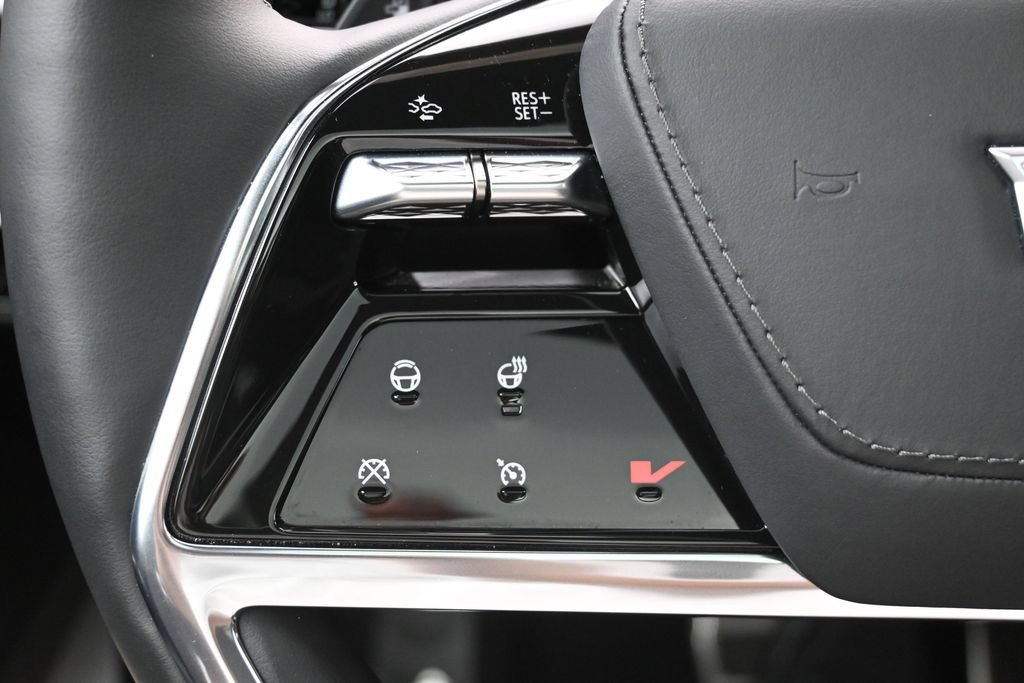 Certified 2026 Cadillac Vistiq Platinum w/ LPO, Floor Liner Package AWD/4WD image 13