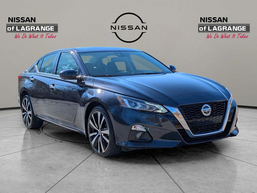 Used 2021 Nissan Altima 2.5 Platinum image 3