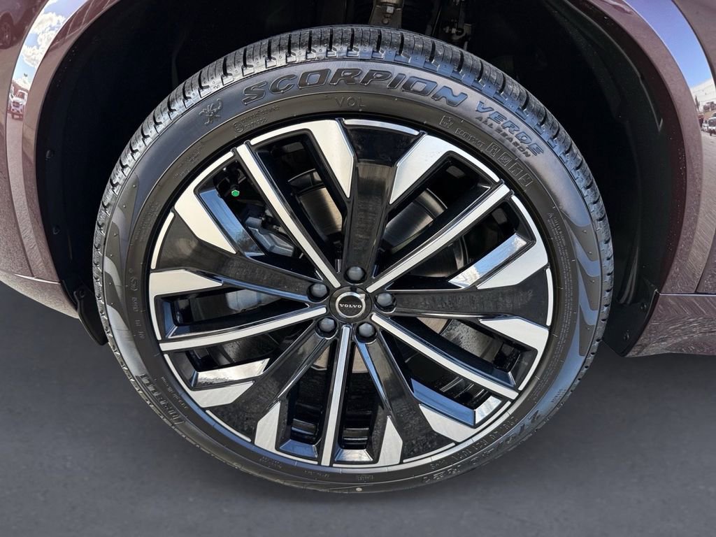 New 2026 Volvo XC90 B5 Ultra w/ Lounge Package AWD/4WD image 8