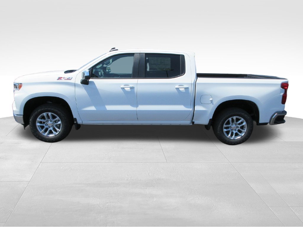 New 2026 Chevrolet Silverado 1500 LT w/ Z71 Off-Road Package AWD/4WD image 3