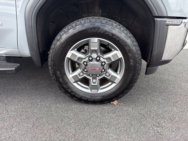 Used 2025 GMC Sierra 2500 SLE w/ SLE Value Package; AWD/4WD image 11