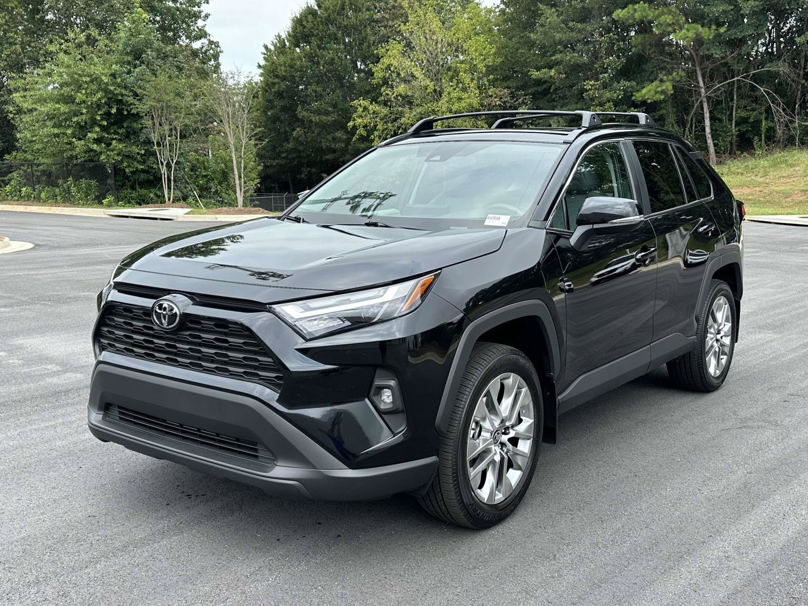 Used 2025 Toyota RAV4 XLE Premium FWD video 3