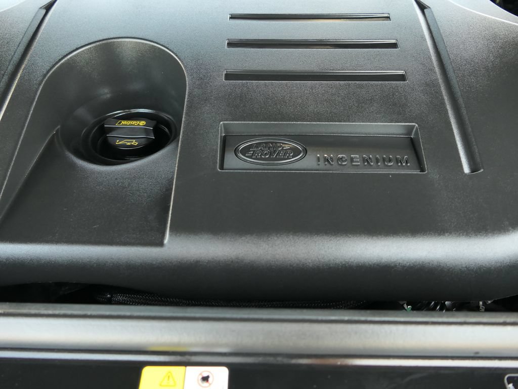 Used 2024 Land Rover Range Rover Sport SE AWD/4WD image 28
