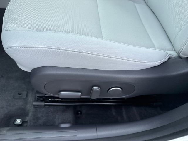 Certified 2025 Hyundai Kona SEL image 11